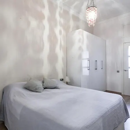 Pl Universitat Bright And Cozy 2bd - 2bth Apartment *