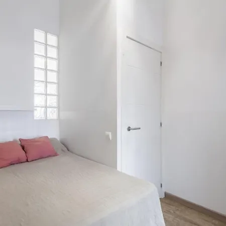 Pl Universitat Bright And Cozy 2bd - 2bth Apartment Barcelona