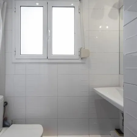 Pl Universitat Bright And Cozy 2bd - 2bth
