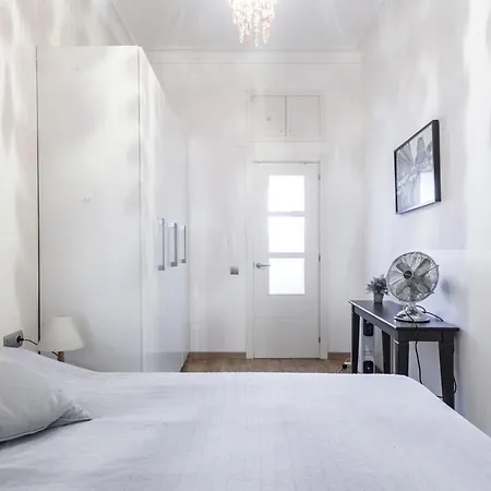 Pl Universitat Bright And Cozy 2bd - 2bth * Barcelona