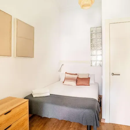 Pl Universitat Bright And Cozy 2bd - 2bth